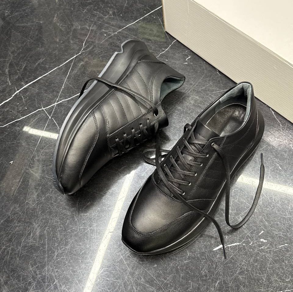 photo_21_2025-12-12_19-21-27 چرم اسپرت بارسلون مردانه - Image 1